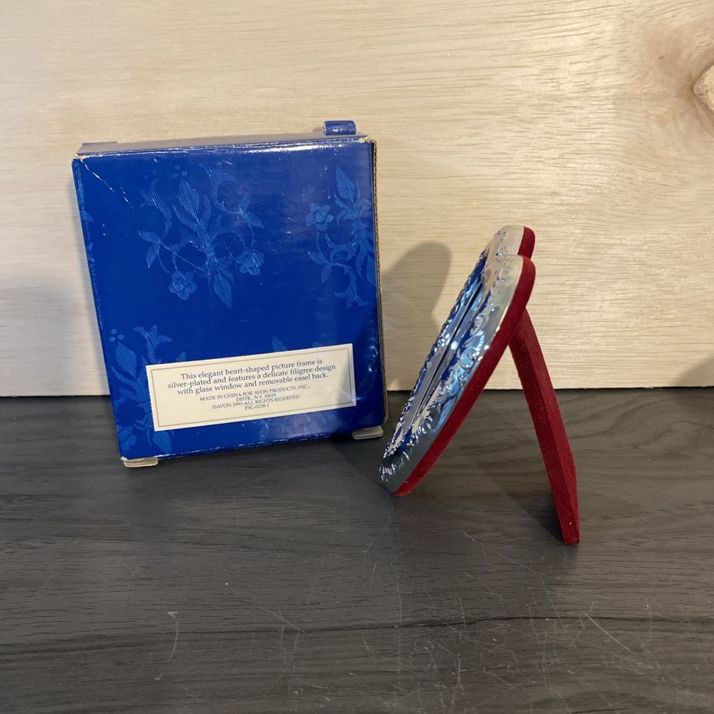 Avon‎ vintage Silver Plated heart Photo frame! - Picture 4 of 6